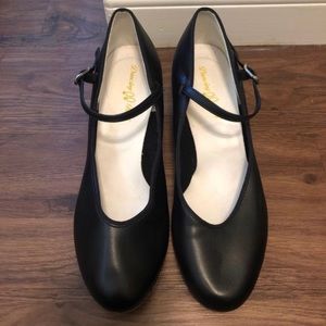 Black Character Shoes sz 7.5